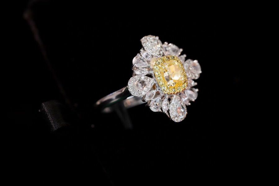 GIA 花型二用款黃鑽戒指＆吊墜