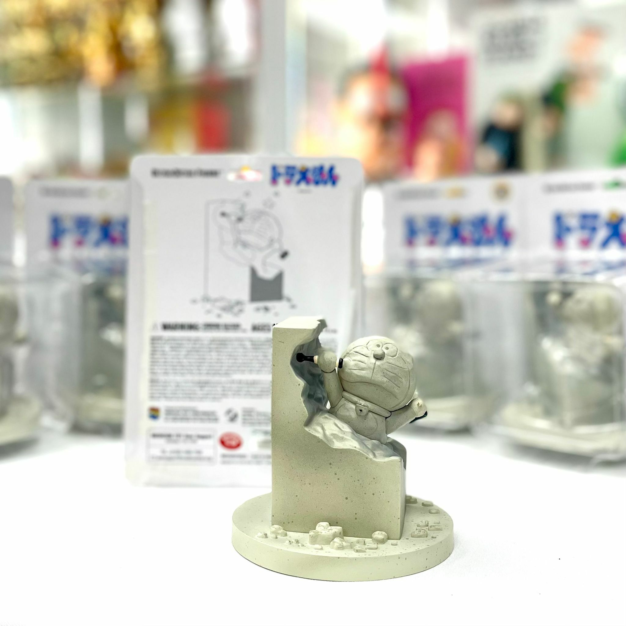 UDF Engraver Doraemon (彫刻家ドラえもん)