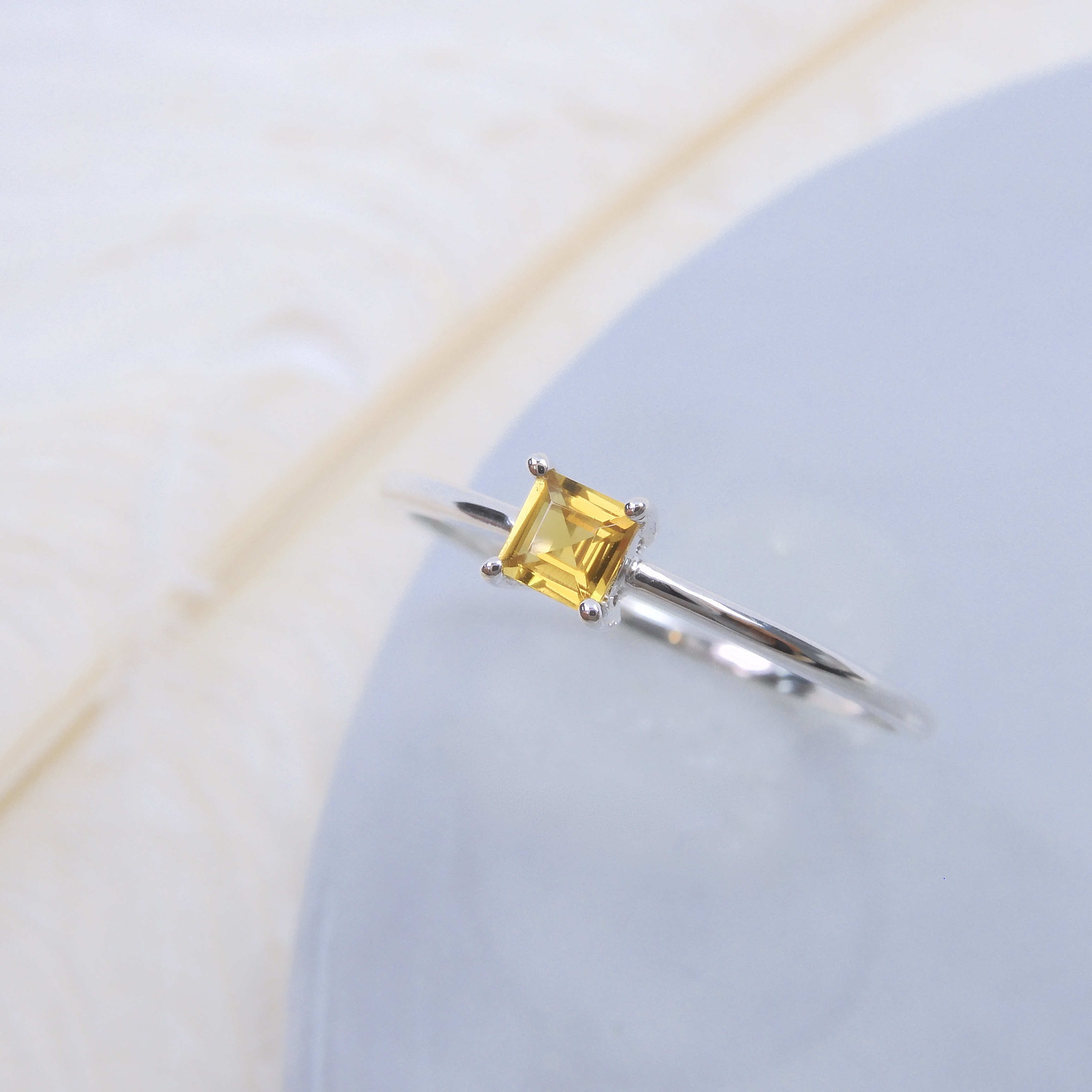 18K金 0.15ct 碧璽戒指