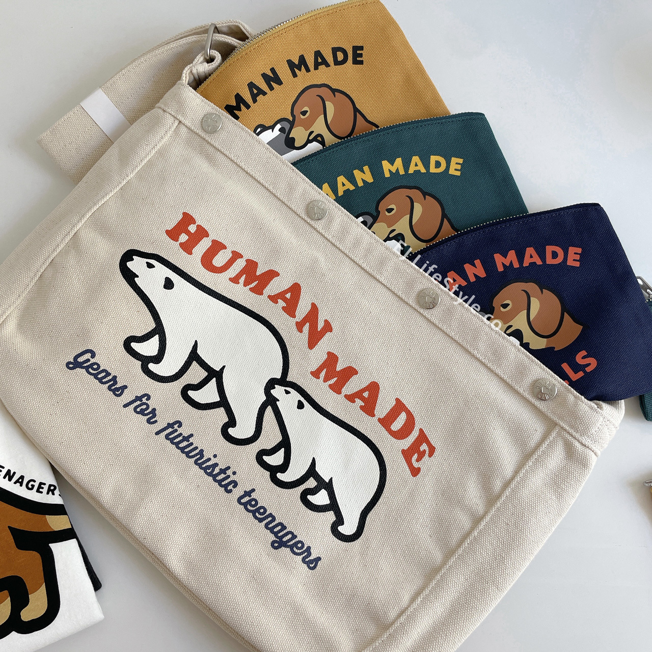 日本限定🇯🇵 HUMAN MADE 達克斯獵犬 臘腸狗 北極熊 帆布包 零錢包 收納袋 / 現貨