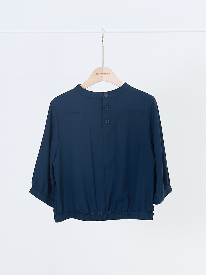 時間旅人領釦七分袖上衣-永恆