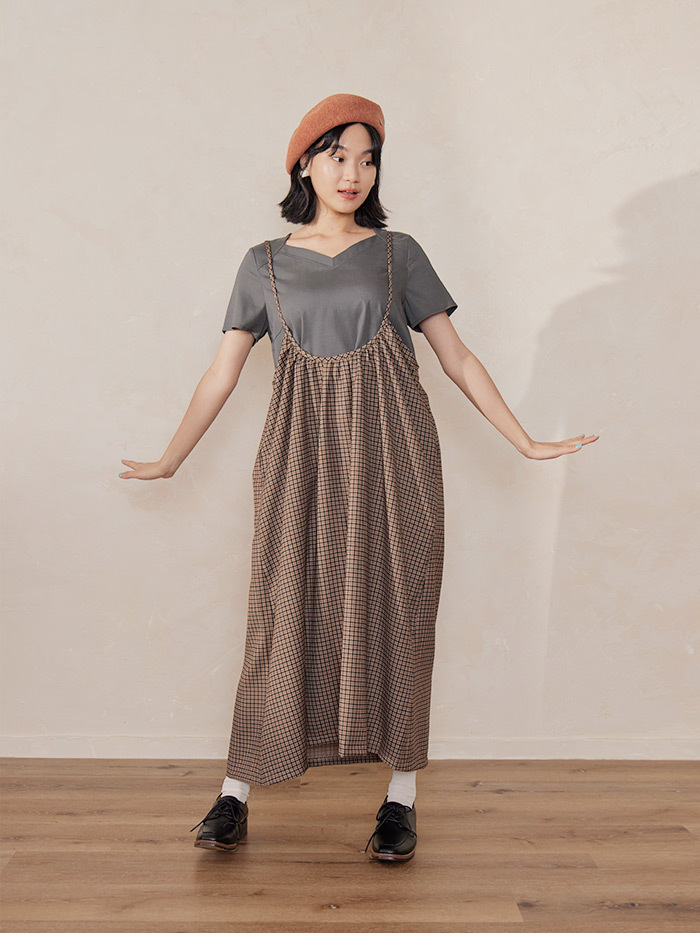 妙麗吊帶洋裝-占卜術