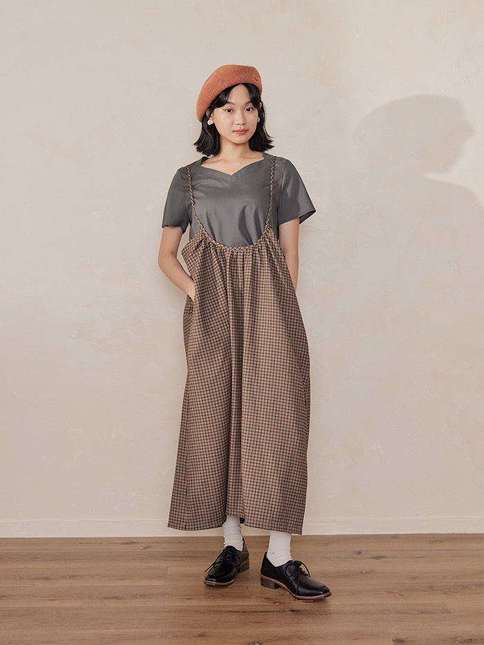 妙麗吊帶洋裝-占卜術