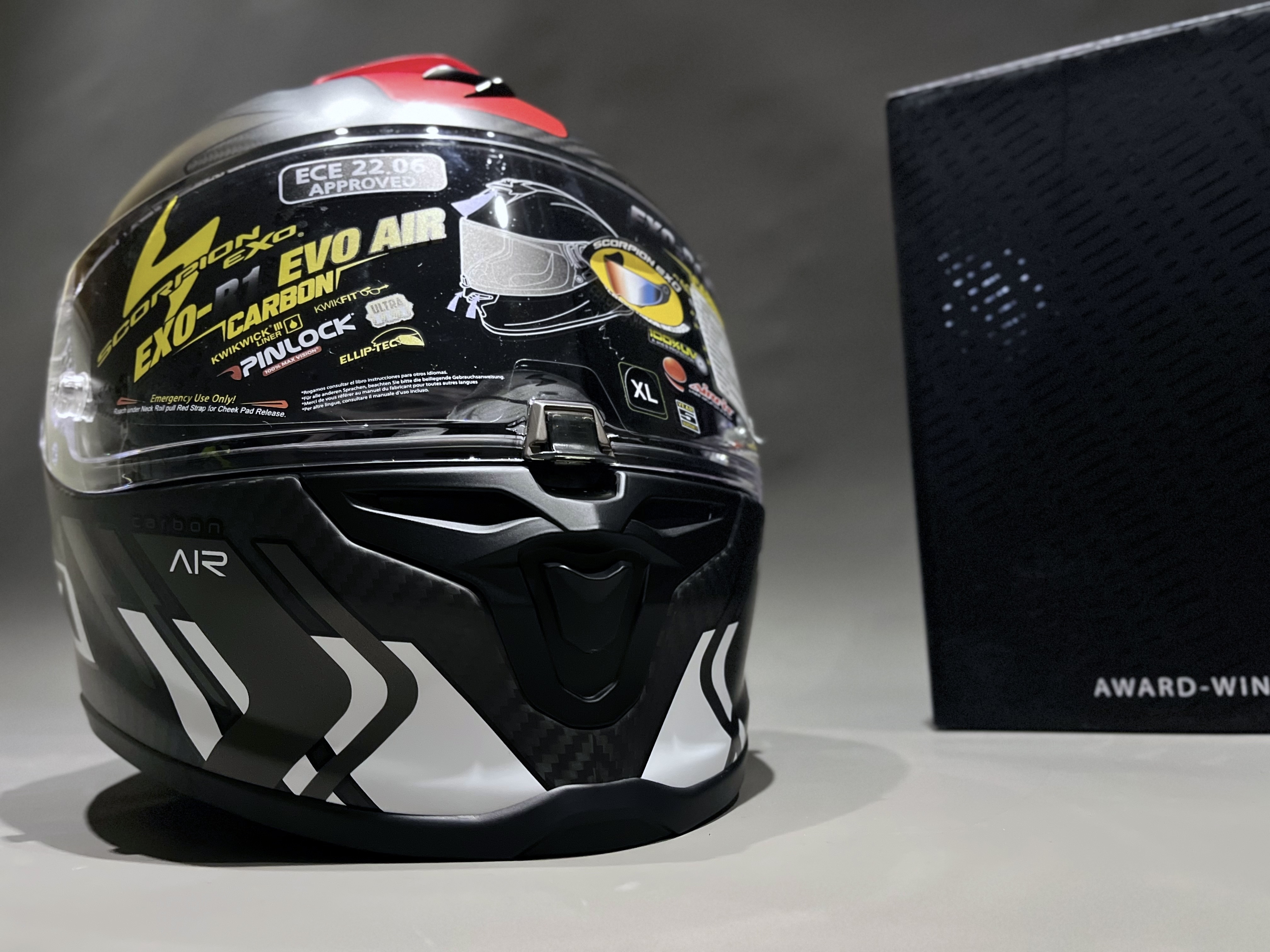 SCORPION EXO-R1 EVO CARBON AIR SUPRA MATT-BLACK/SILVER/WHITE 碳纖維 消光黑銀白 全罩