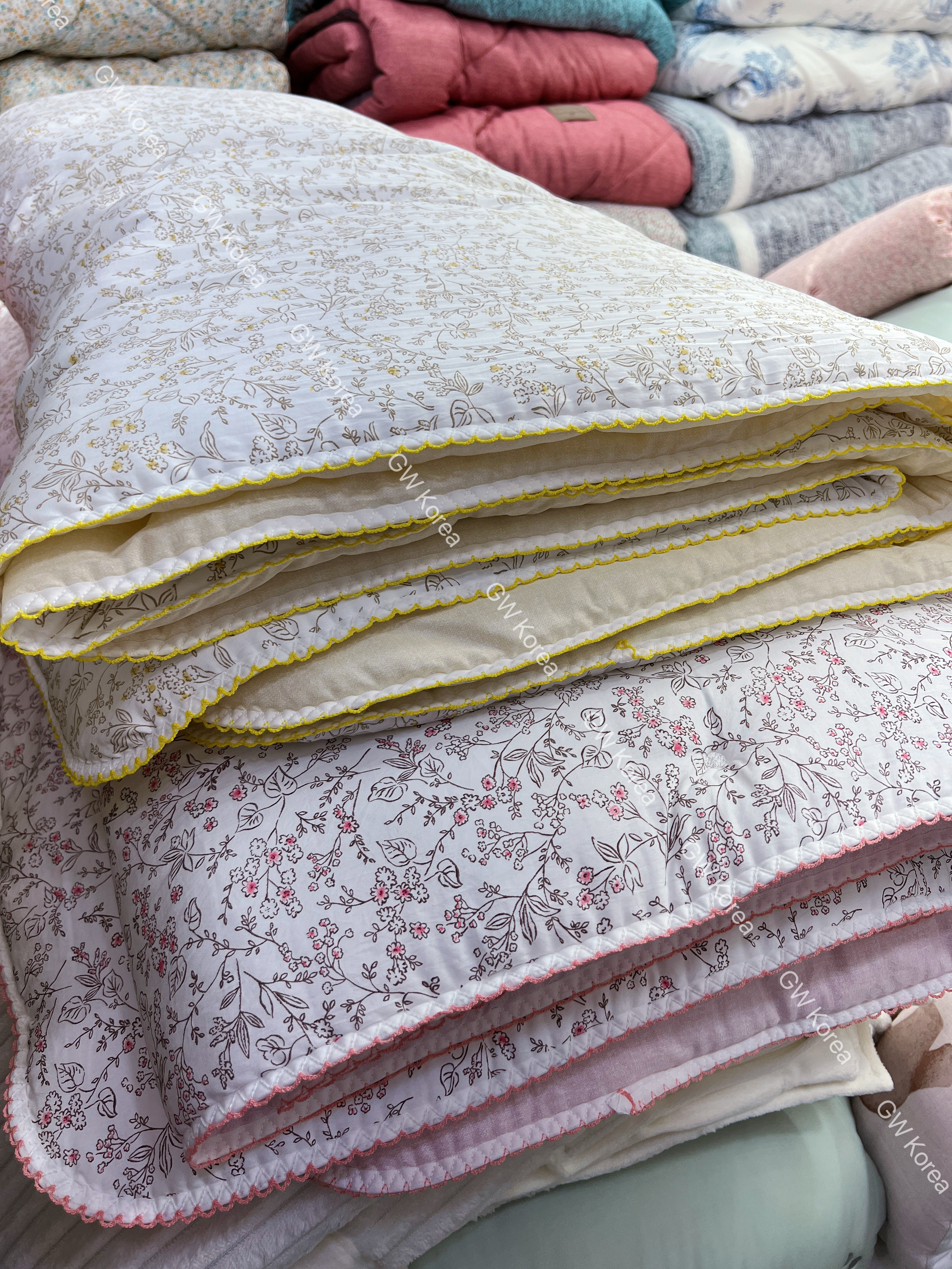 T1101303 鴛鴦白底大碎花