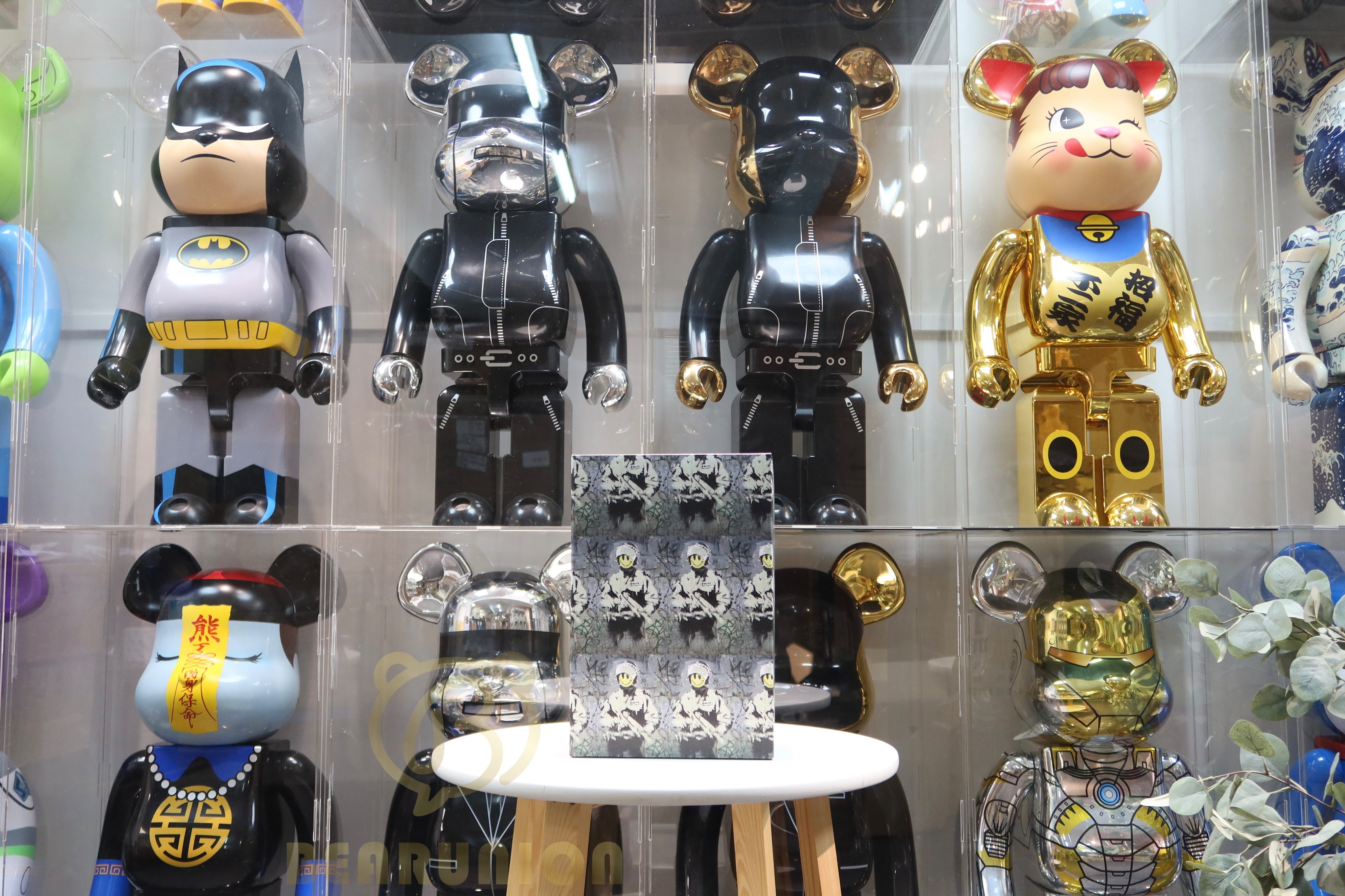 🥇現貨🥇Bearbrick 400% 100% RIOT COP