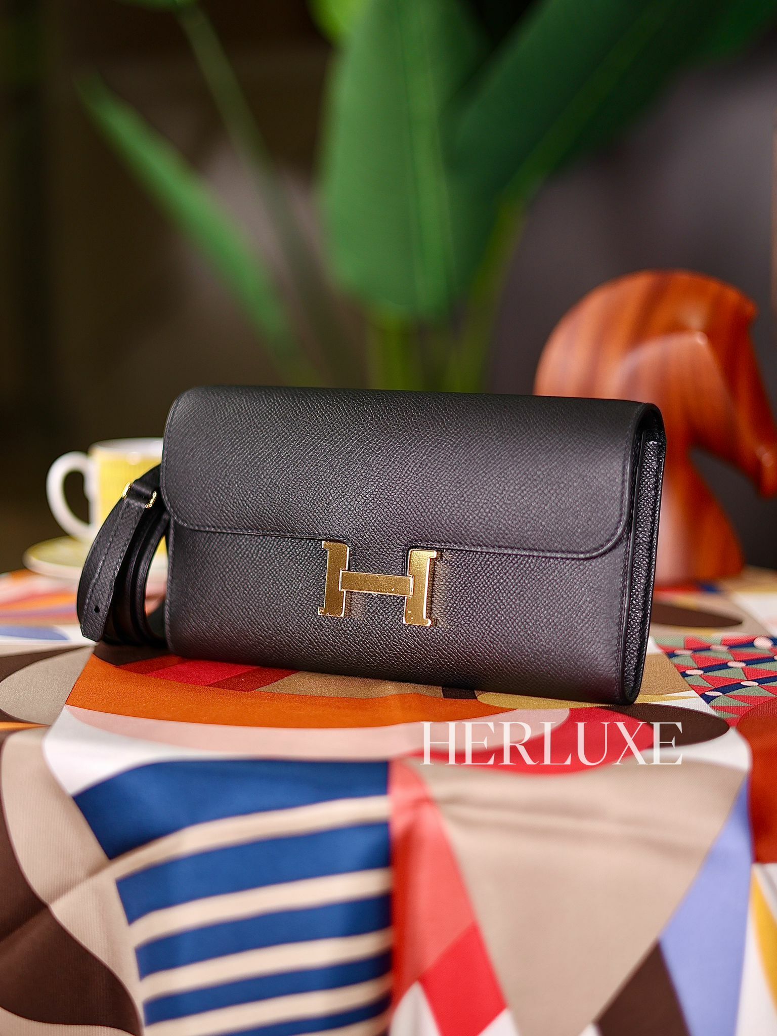 Constance to go 89 noir cc epsom K