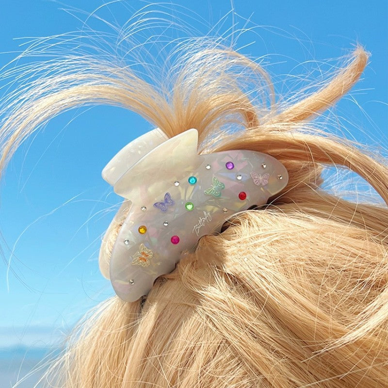 美國 Snack Break // Butterfly Pixie Claw in white