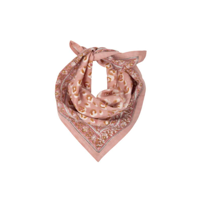 豹紋腮紅粉 | 領巾