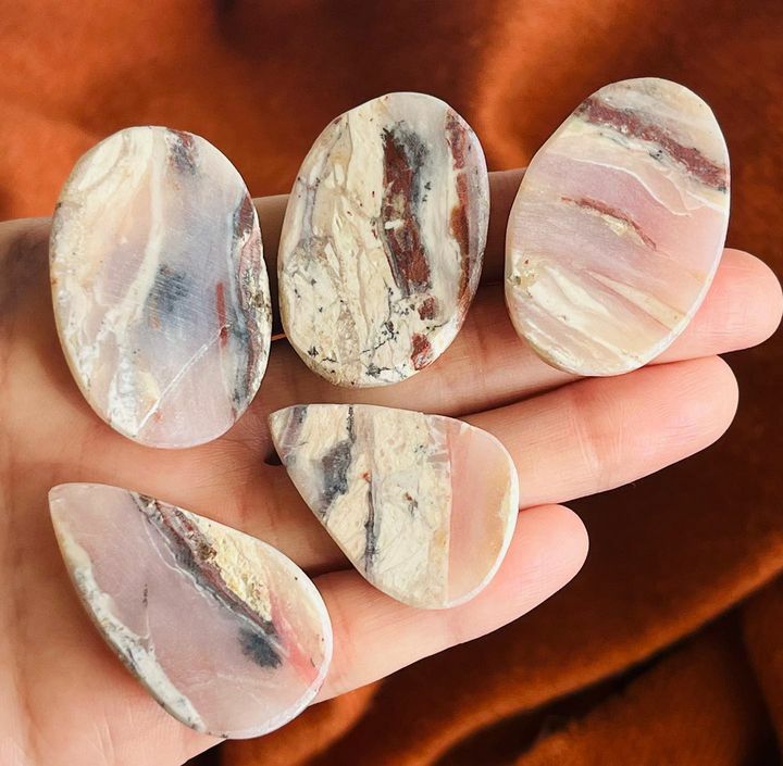 [原石] 秘魯粉澳寶