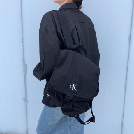 CALVIN KLEIN JEANS CITY NYLON 小背包