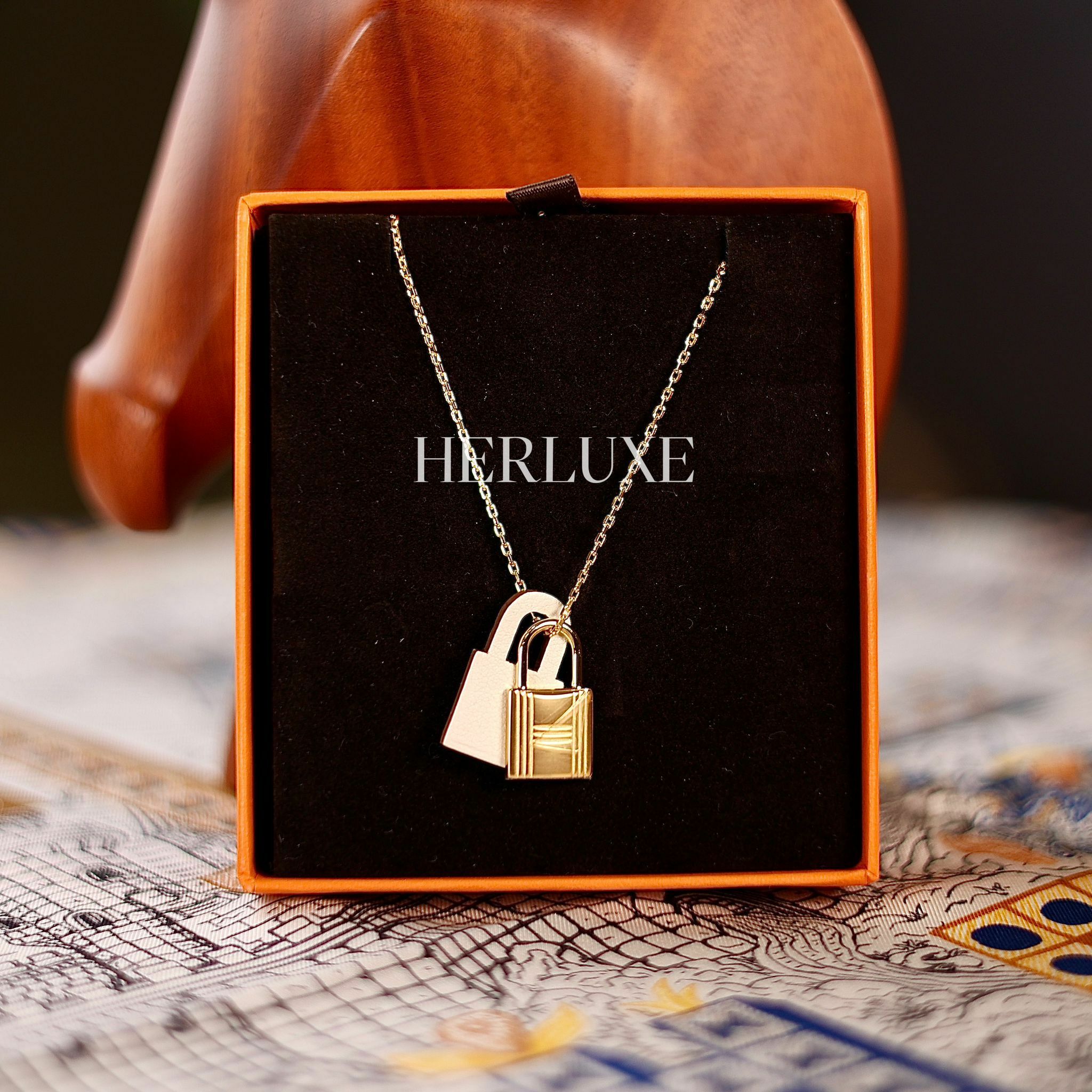 O'Kelly necklace i2 nata CC