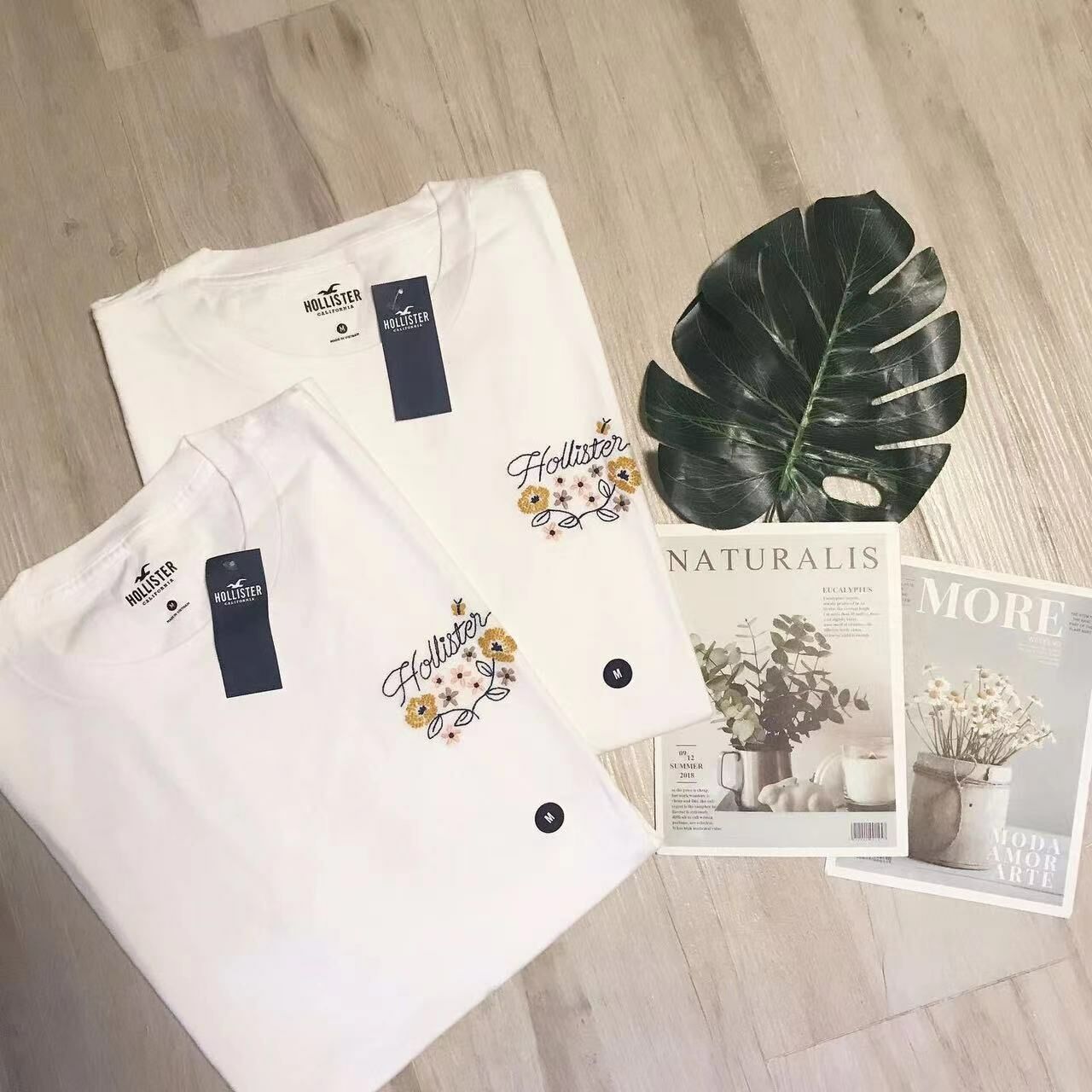 HOLLISTER FLORAL SMALL LOGO TEE 刺繡款