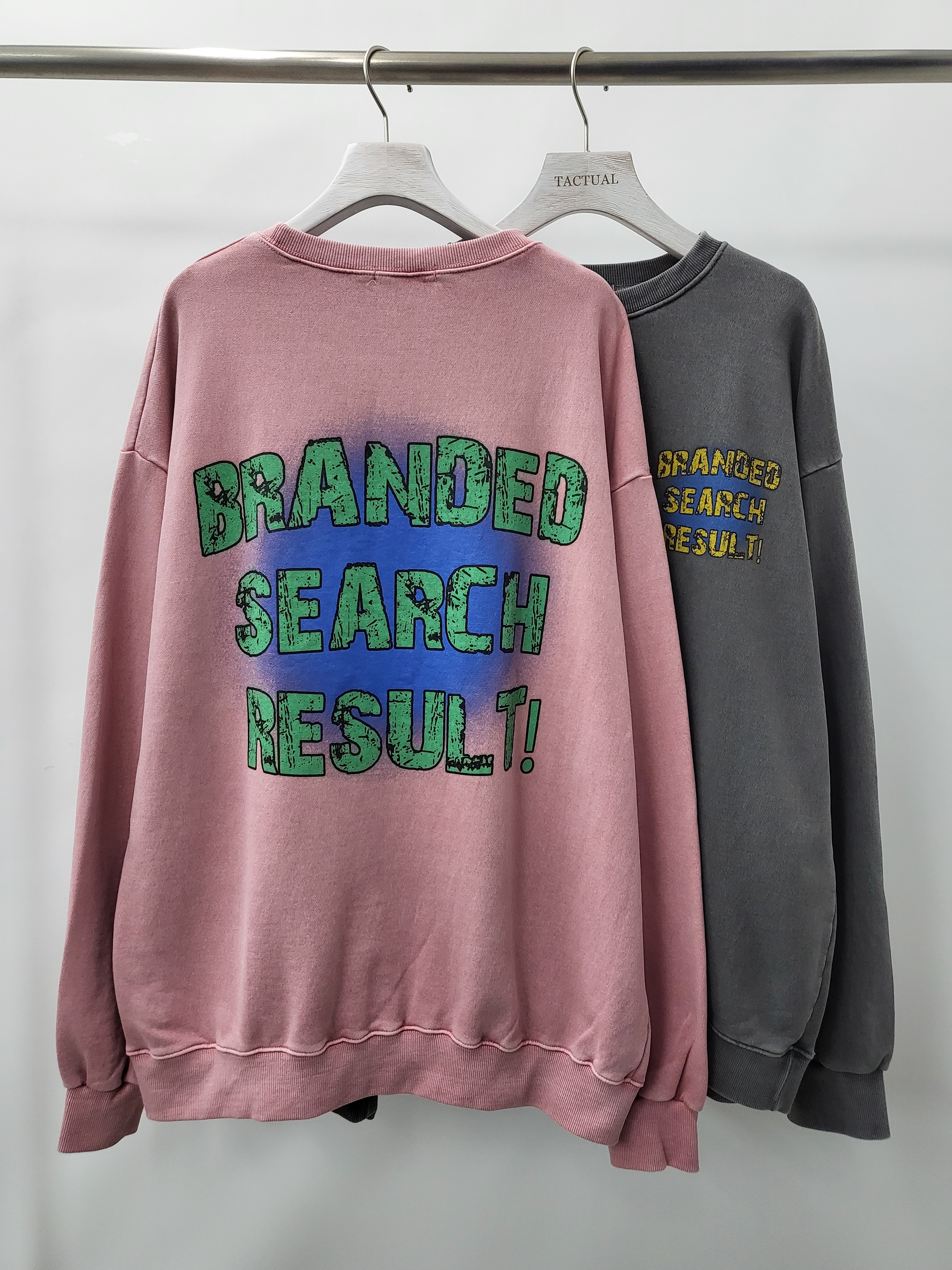 英文字圖案衛衣 T5209