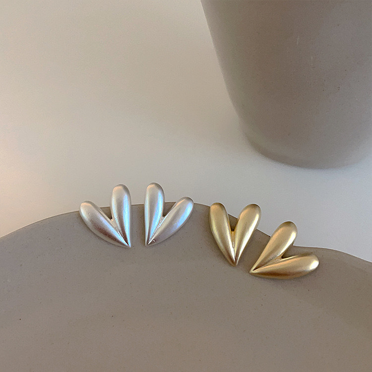 磨砂尖心 金銀耳釘