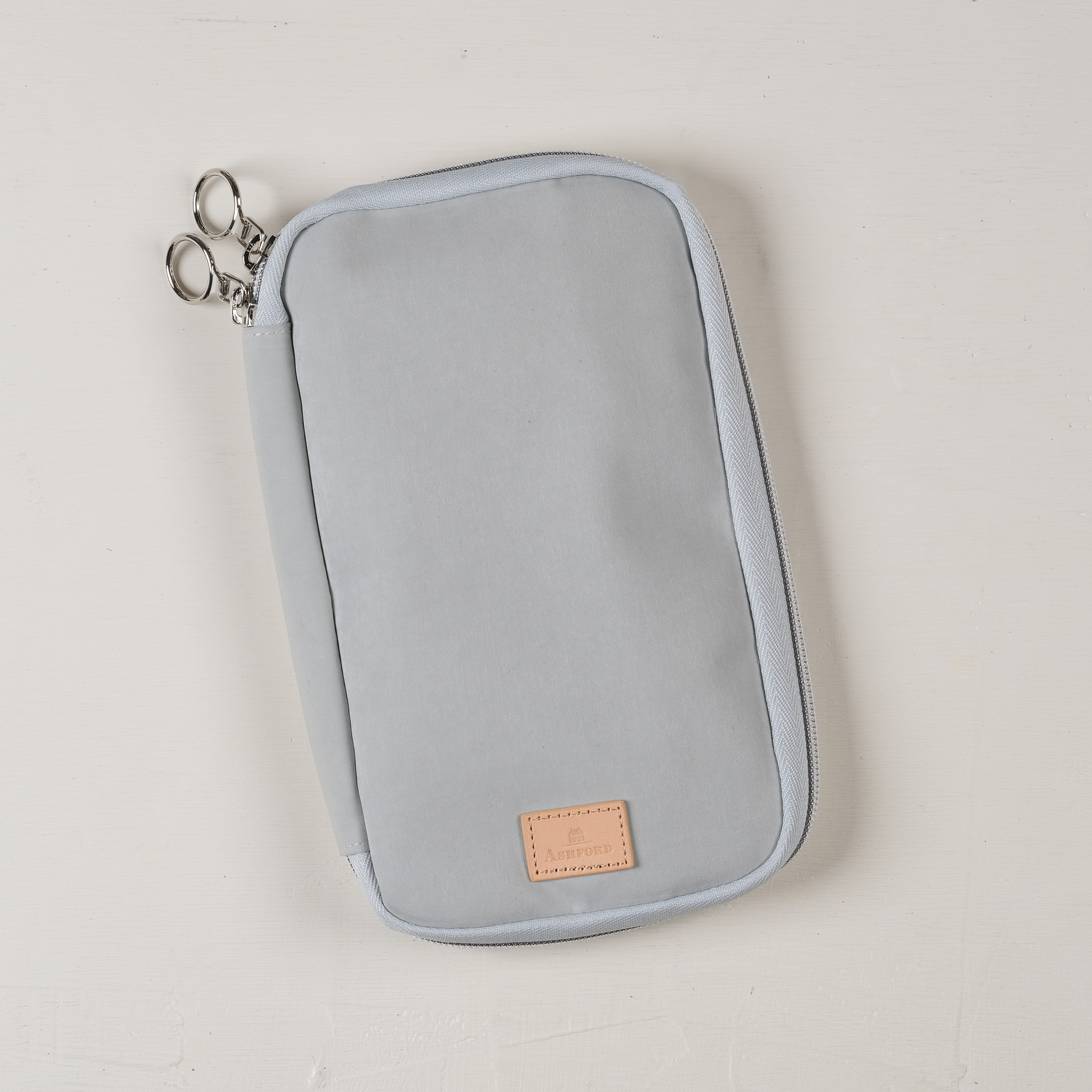 MINI6尺寸 MIL Cloth Refill PadPouch 類麂皮布料 收納包 冰灰ICE GREY｜ASHFORD 日本