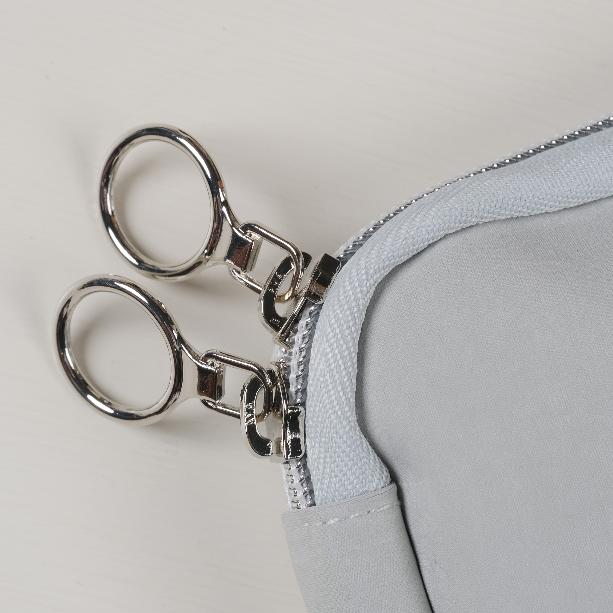 MINI6尺寸 MIL Cloth Refill PadPouch 類麂皮布料 收納包 冰灰ICE GREY｜ASHFORD 日本