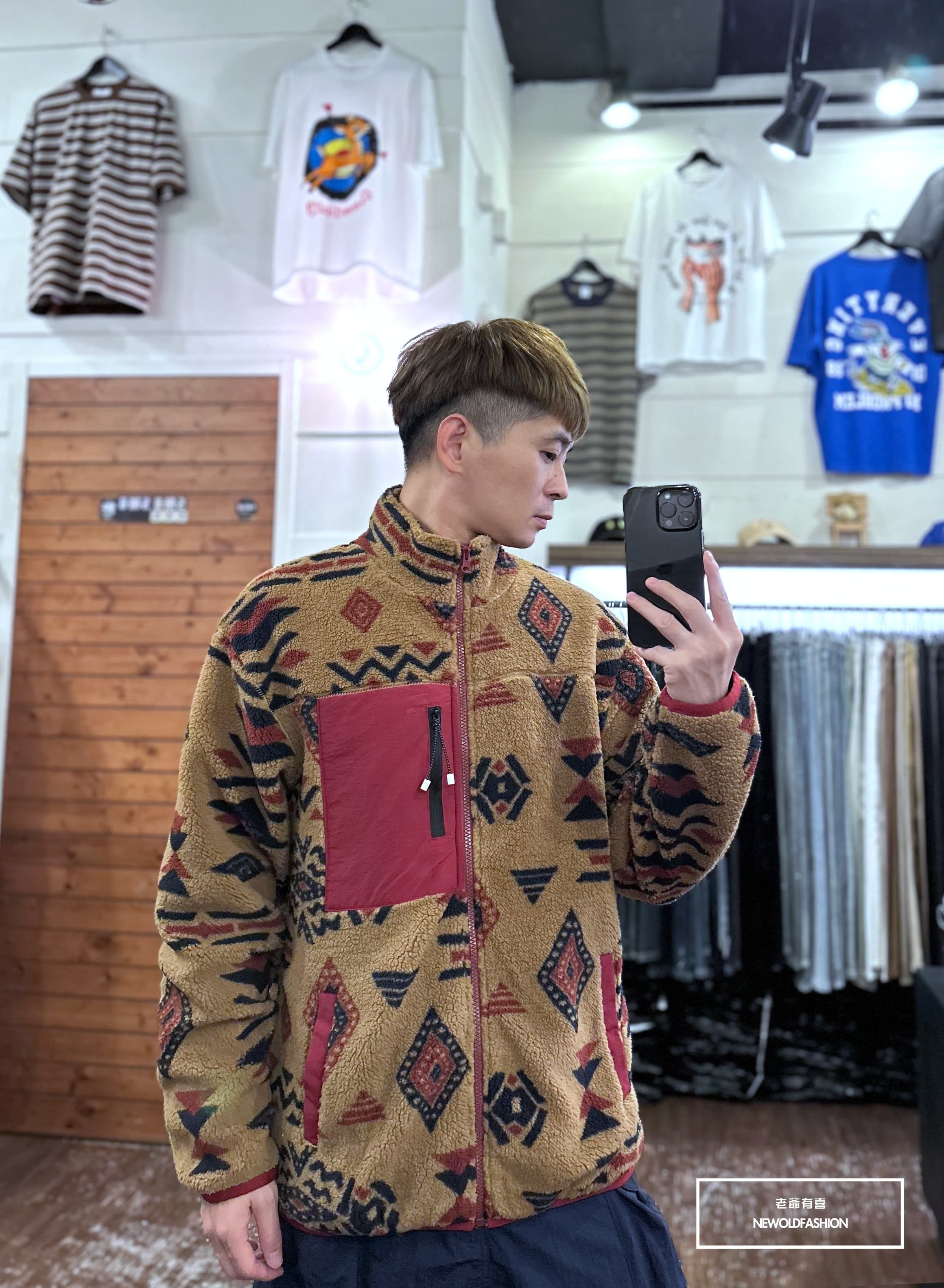 『新品上市』重磅民族風拉鍊口袋拼接外套-卡其(NOF23095263)