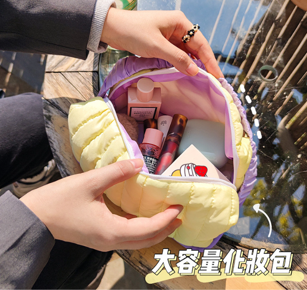 奶油吐司大容量收纳包（抹茶绿色）