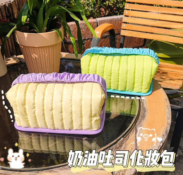 奶油吐司大容量收纳包（抹茶绿色）