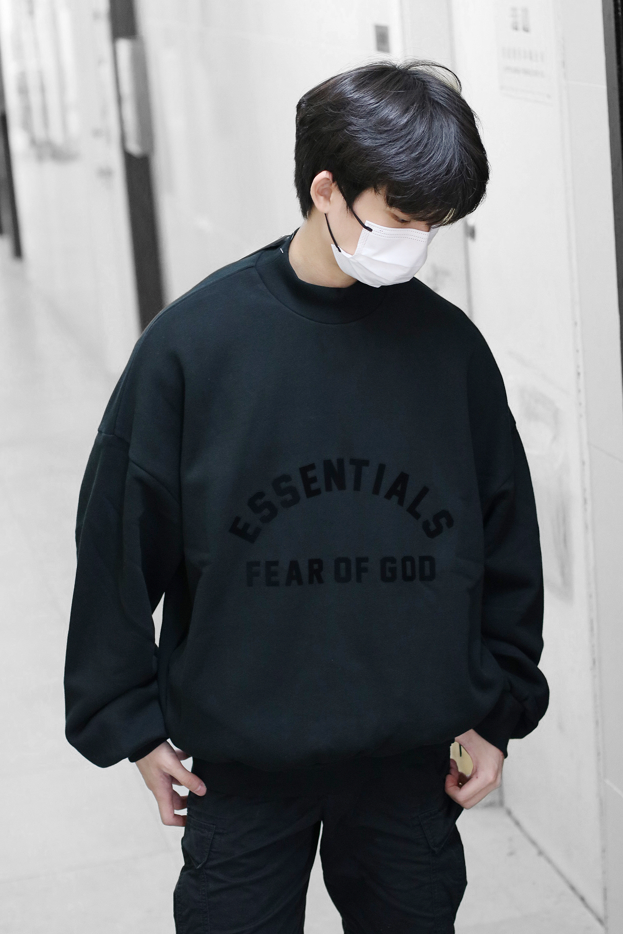 Fear Of God Essentials The Black Collection Crewneck Jet Black