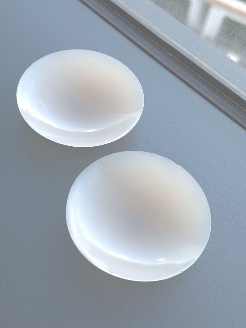 超薄無膠自黏胸貼