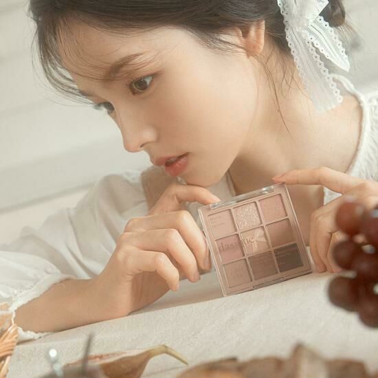 DASIQUE Shadow Palette - 24 MUTED NUTS