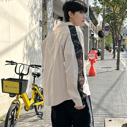 雨波浪蕾絲配色襯衫