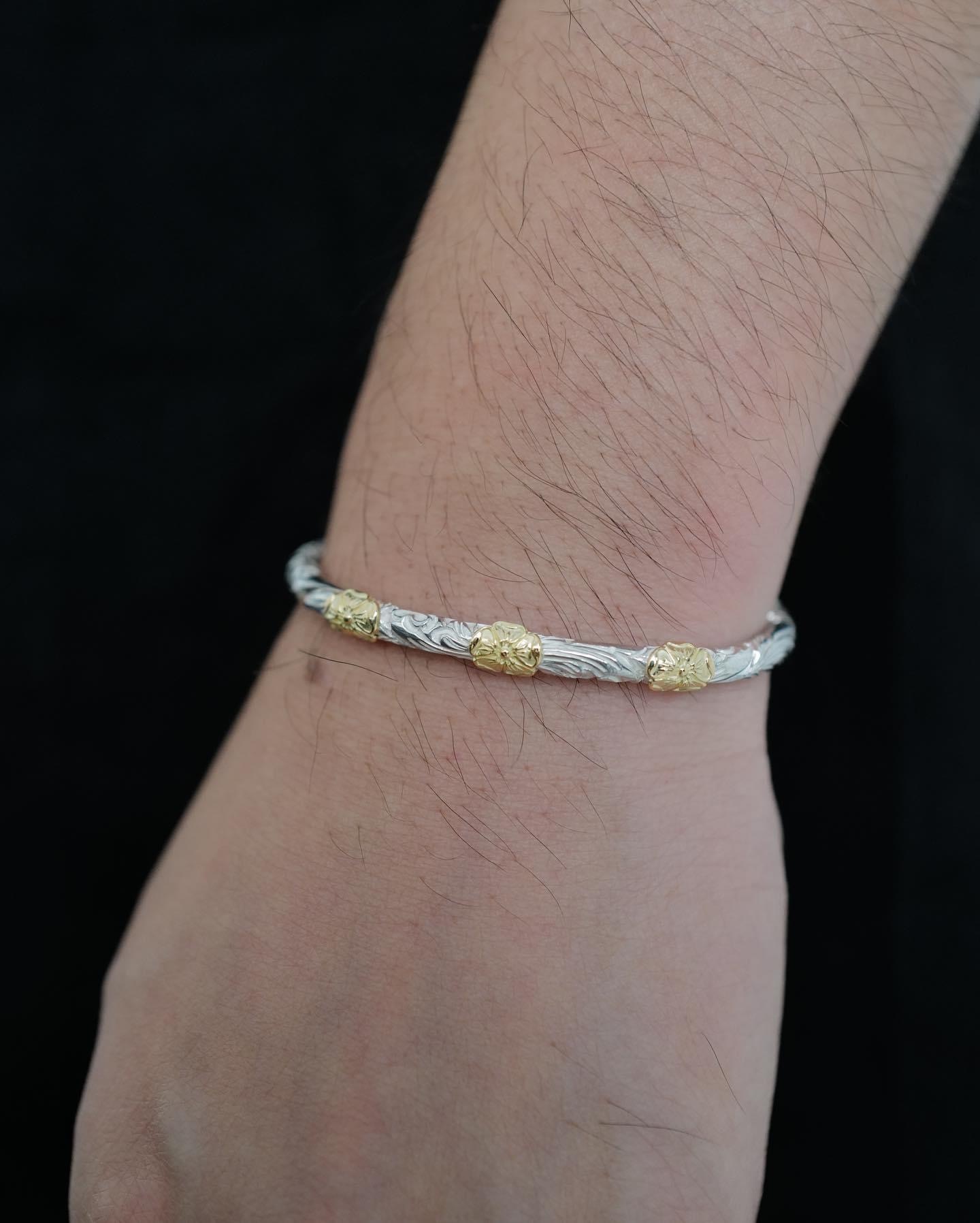 Three Love rose karakusa bracelet