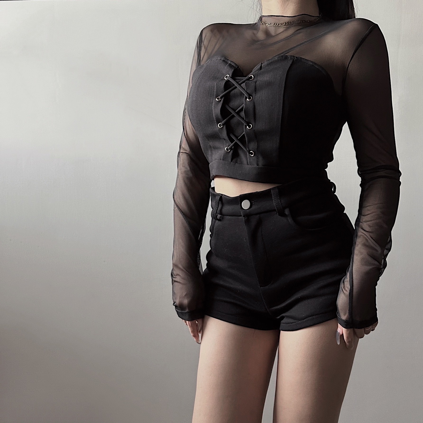 Aug【 8.9 PM21:00】𝙘𝙝𝙪-𝙢𝙖𝙙𝙚-訂製款-透膚感穿繩馬甲帶上衣/售完不補