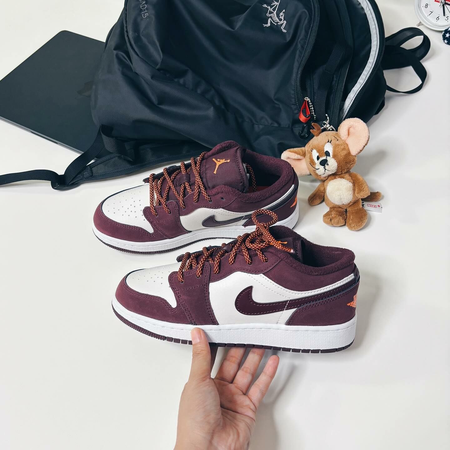 Nike Air Jordan 1 勃根地酒紅 酒紅 白色 麂皮 休閒鞋 553560-068