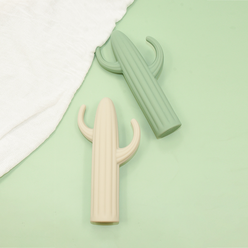 Large-sized cactus massage stick--green