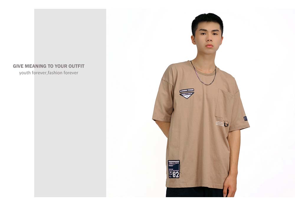 RETOP 工裝軍風 軍事扣環口袋圓領T 可可