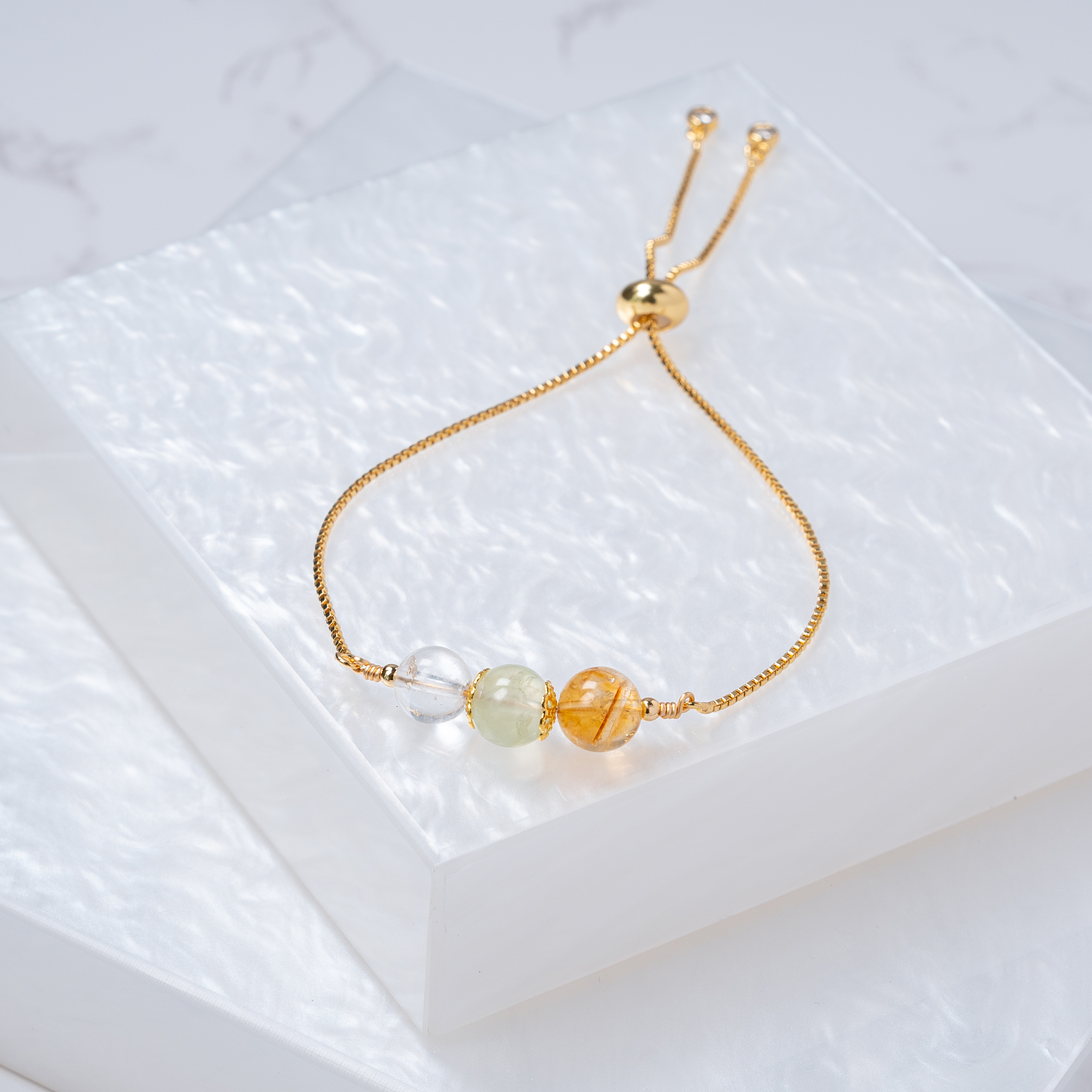 【白水晶﹒葡萄石﹒黃水晶】拉式手鍊