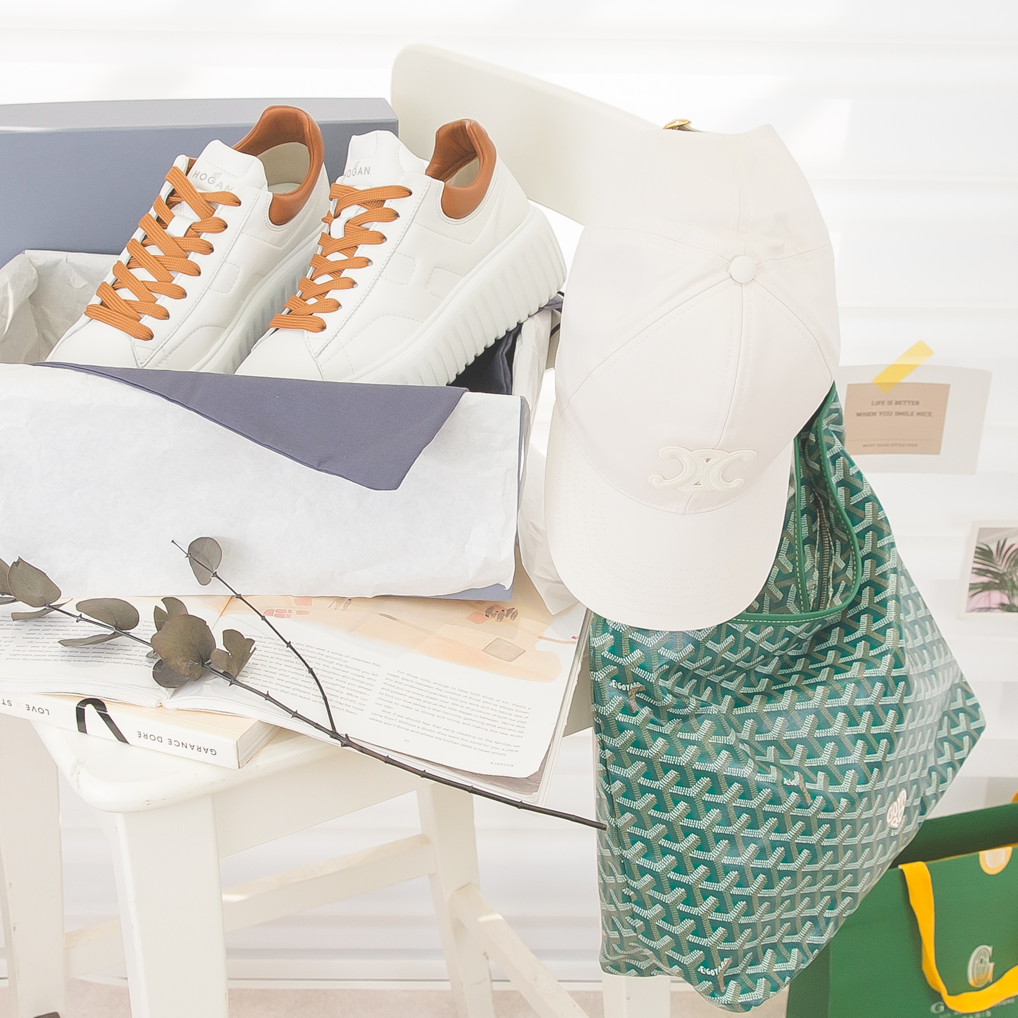 Goyard Bohème Hobo Bag 綠色奶茶色愛心手提肩背包,Celine Triomphe Baseball Cap In Cotton 奶白色刺繡白色凱旋門棉質棒球帽-Charline Boutique 精品代購