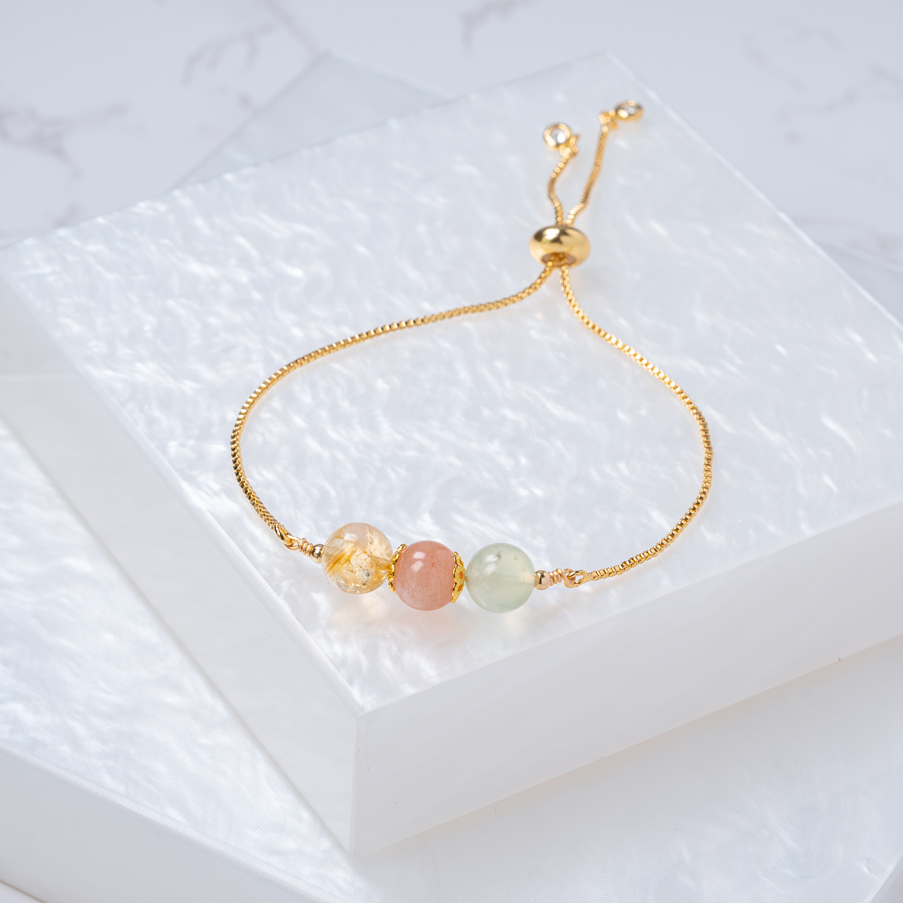 【黃水晶﹒太陽石﹒葡萄石】拉式手鍊