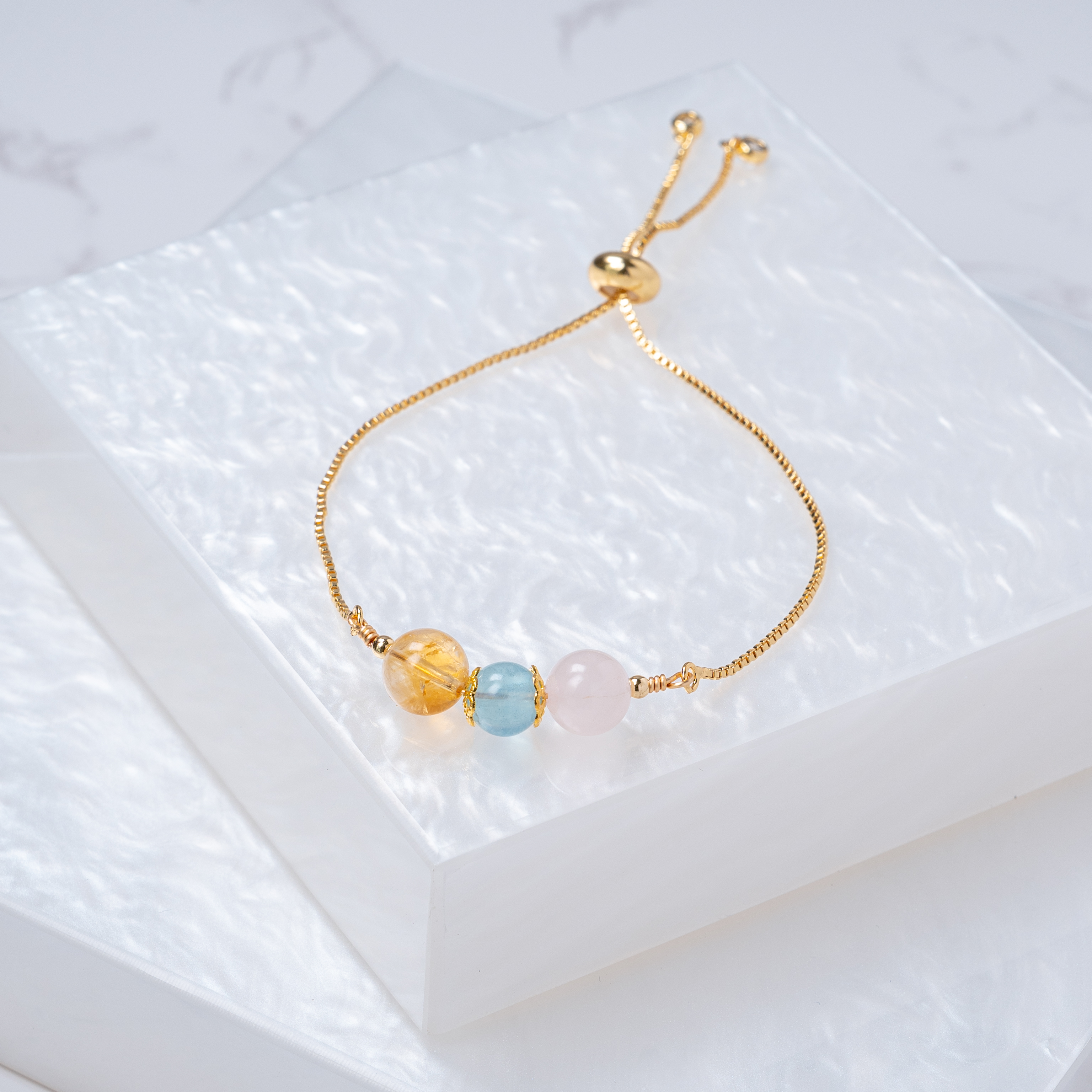 【黃水晶﹒海藍寶﹒粉水晶】拉式手鍊
