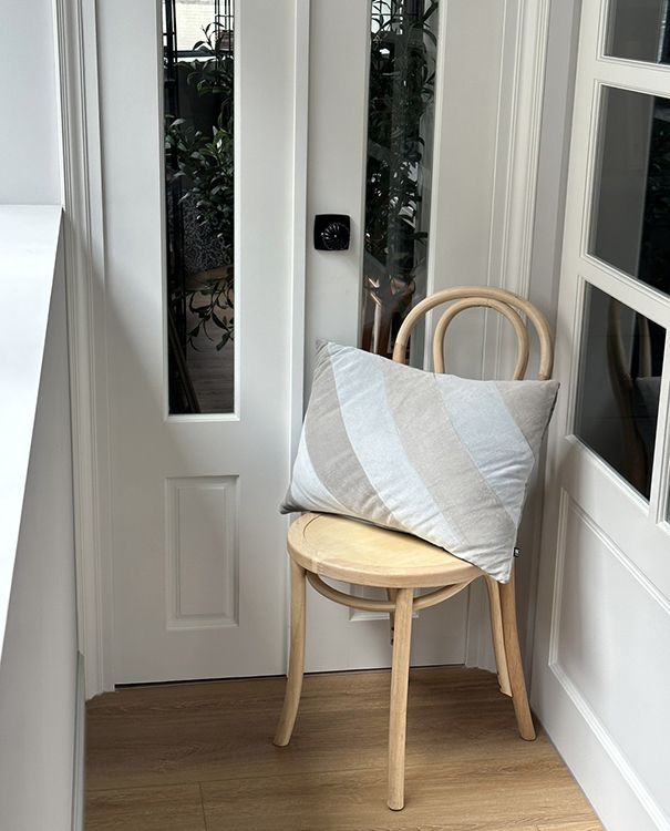 Striped Velvet Cushion Ice Blue 絨布條紋冰藍抱枕 - 4