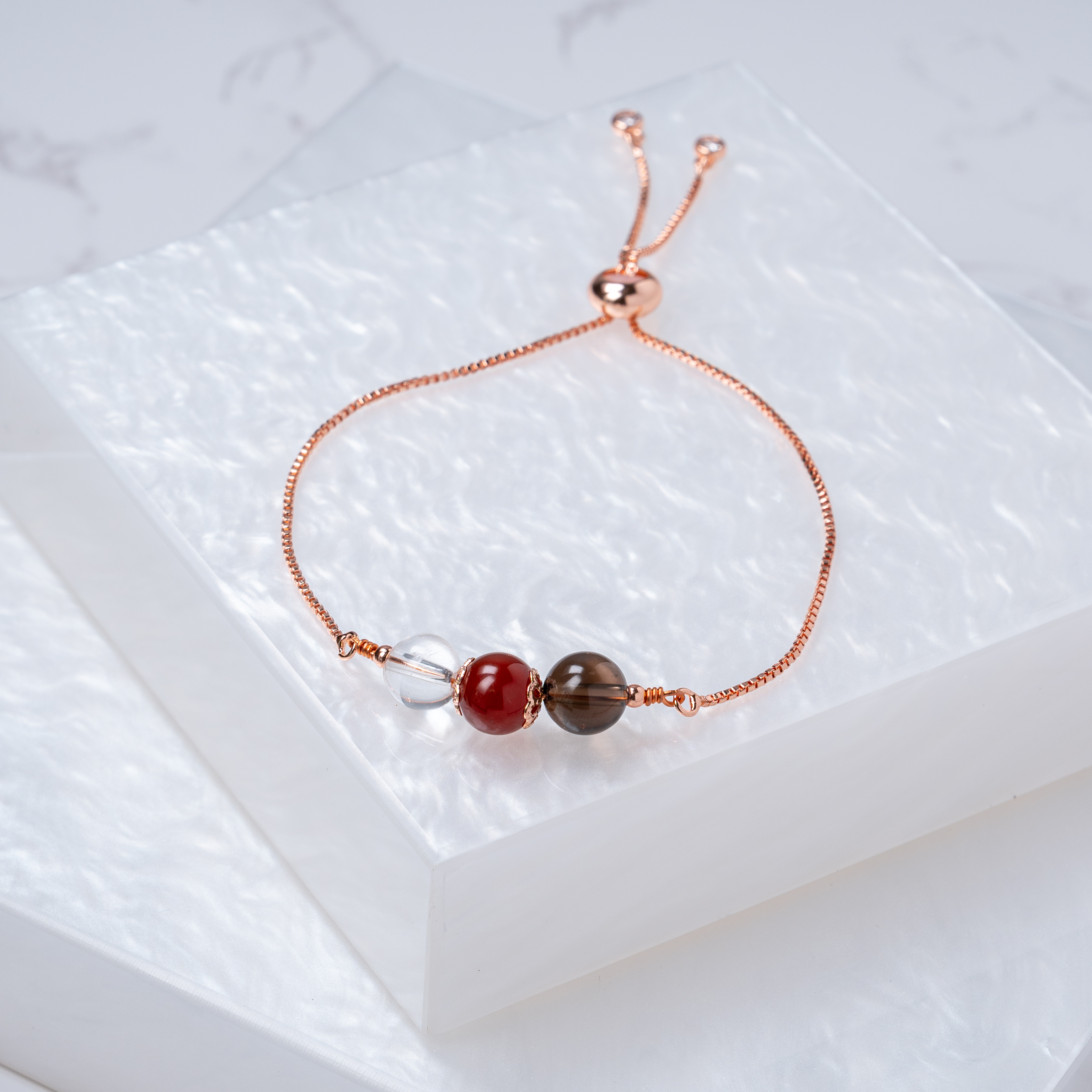 【白水晶﹒紅瑪瑙﹒茶晶】拉式手鍊