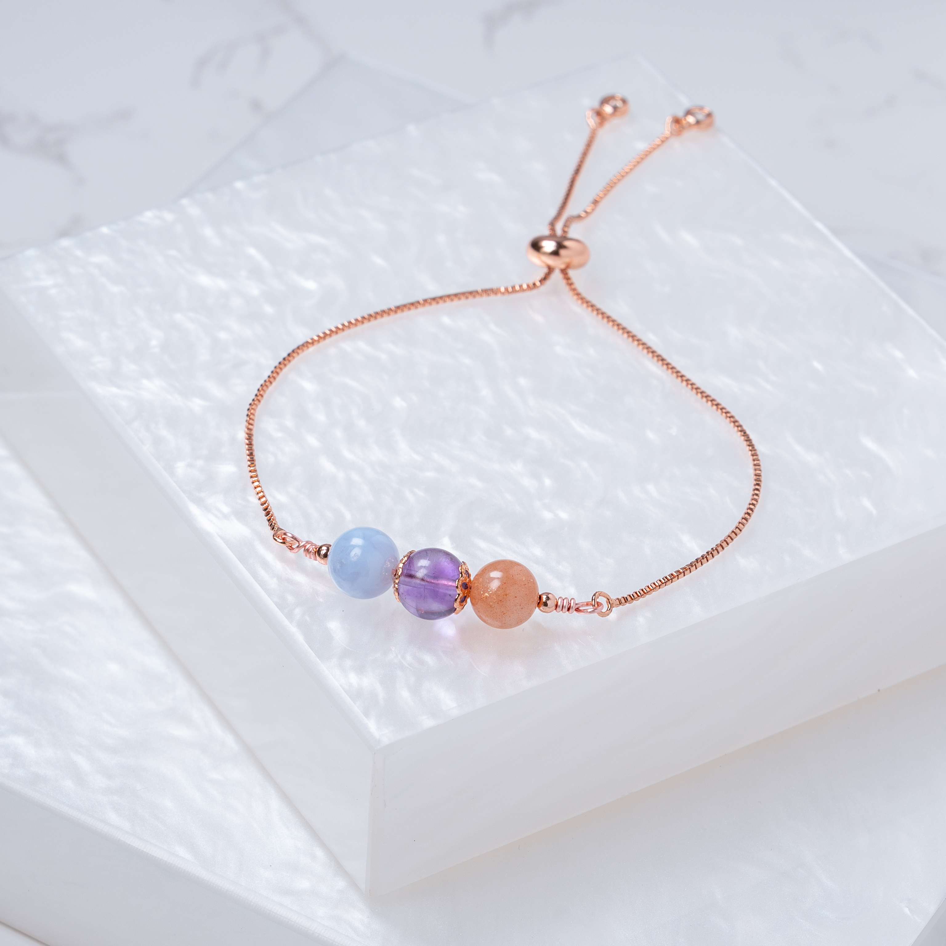 【藍紋瑪瑙﹒紫水晶﹒太陽石】拉式手鍊