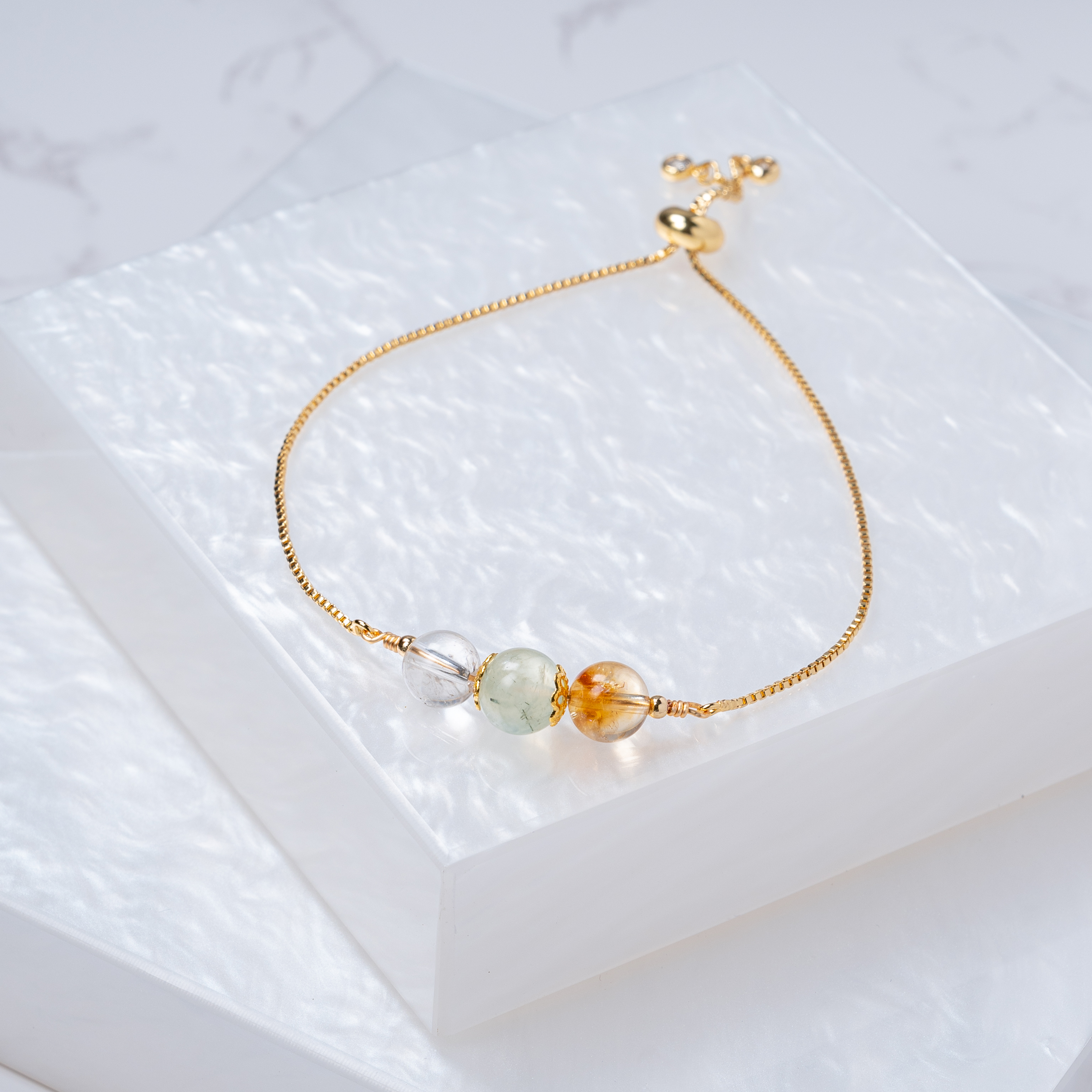 【白水晶﹒葡萄石﹒黃水晶】拉式手鍊