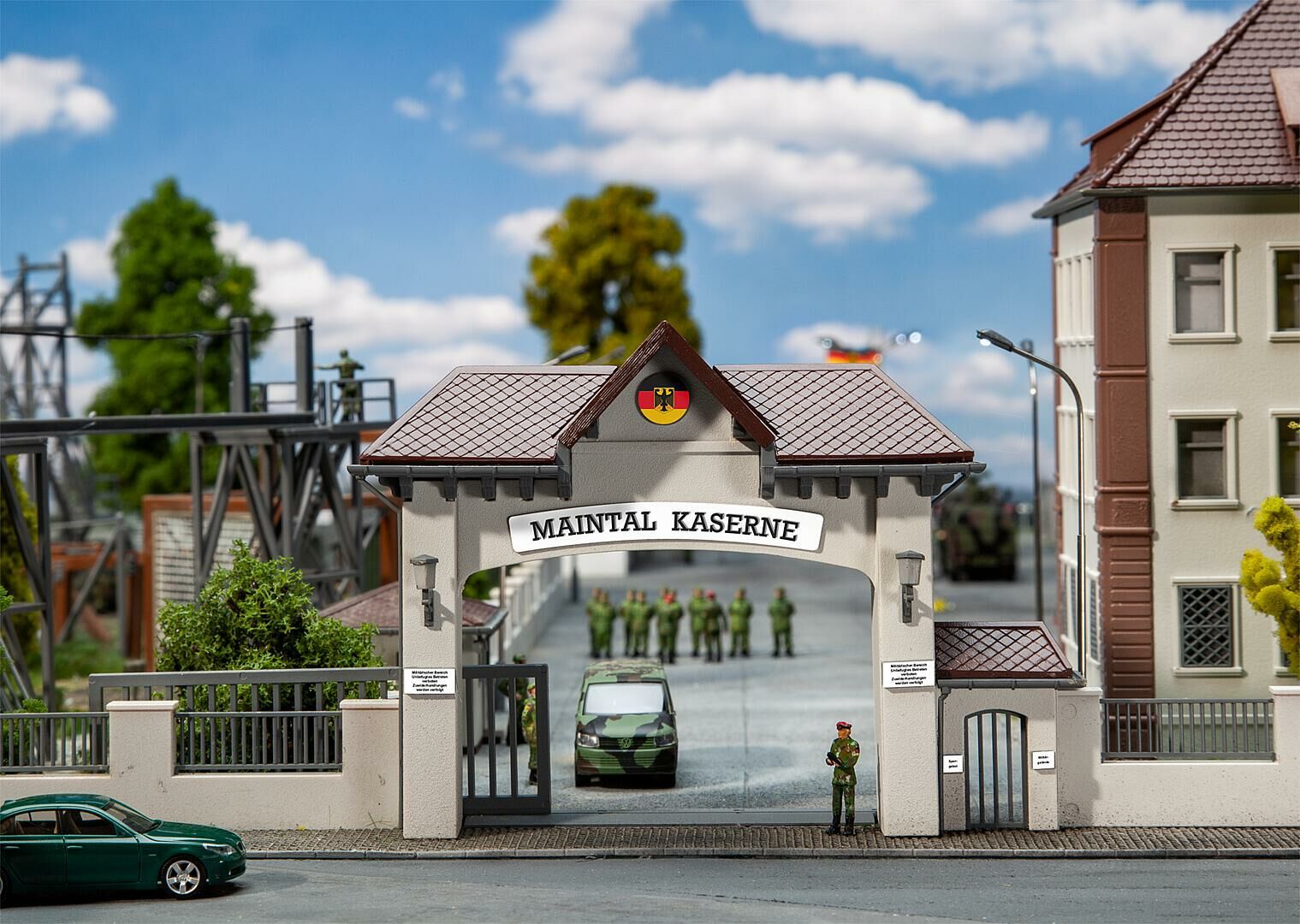 Faller 144100 HO scale Barracks main entrance