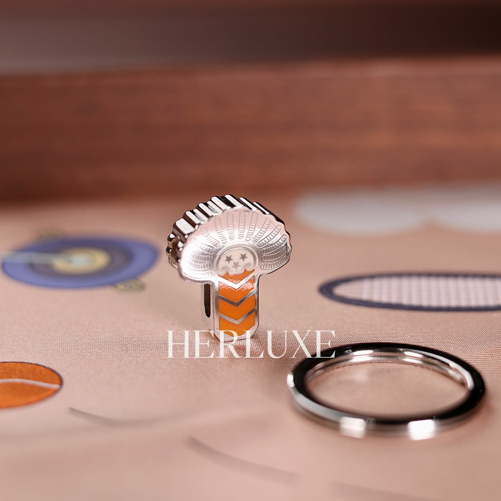 Epaulette twilly ring orange ck