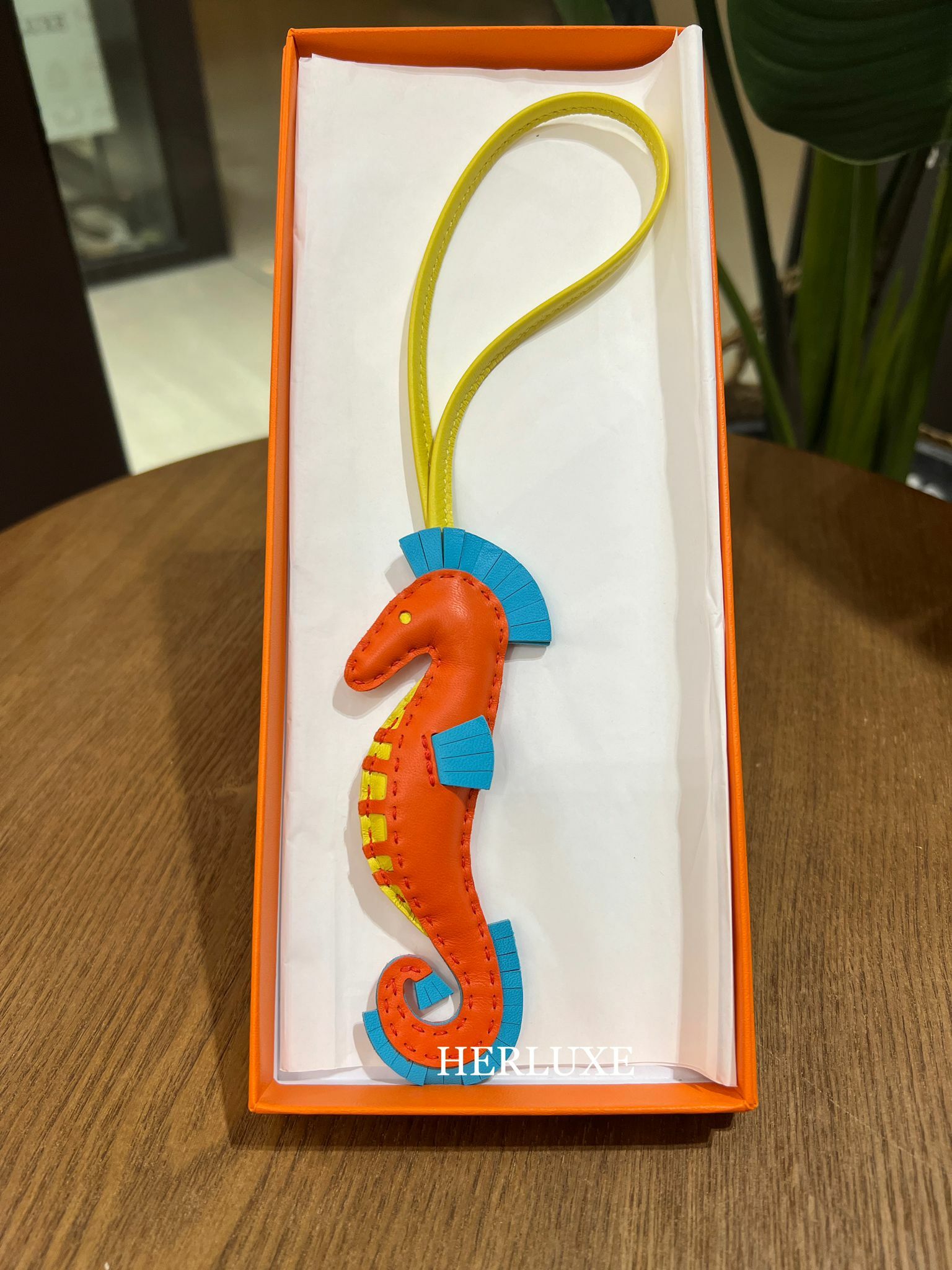 Hippo agneau milo orange charm