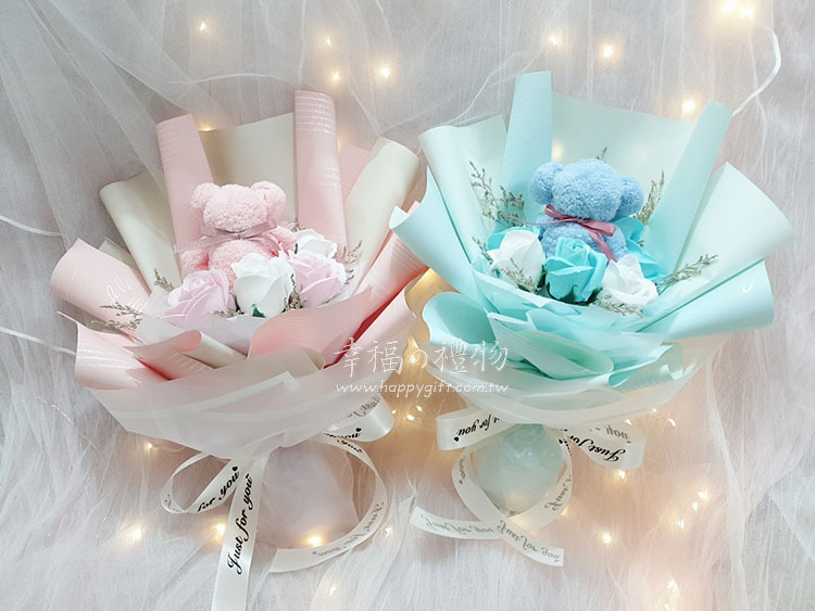 小熊毛巾玫瑰香皂滿天星永生花束,桃園花店,桃園花束,桃園婚禮小物,幸福禮物,bear-towl-soap-flower-Gypsophila-bouquet