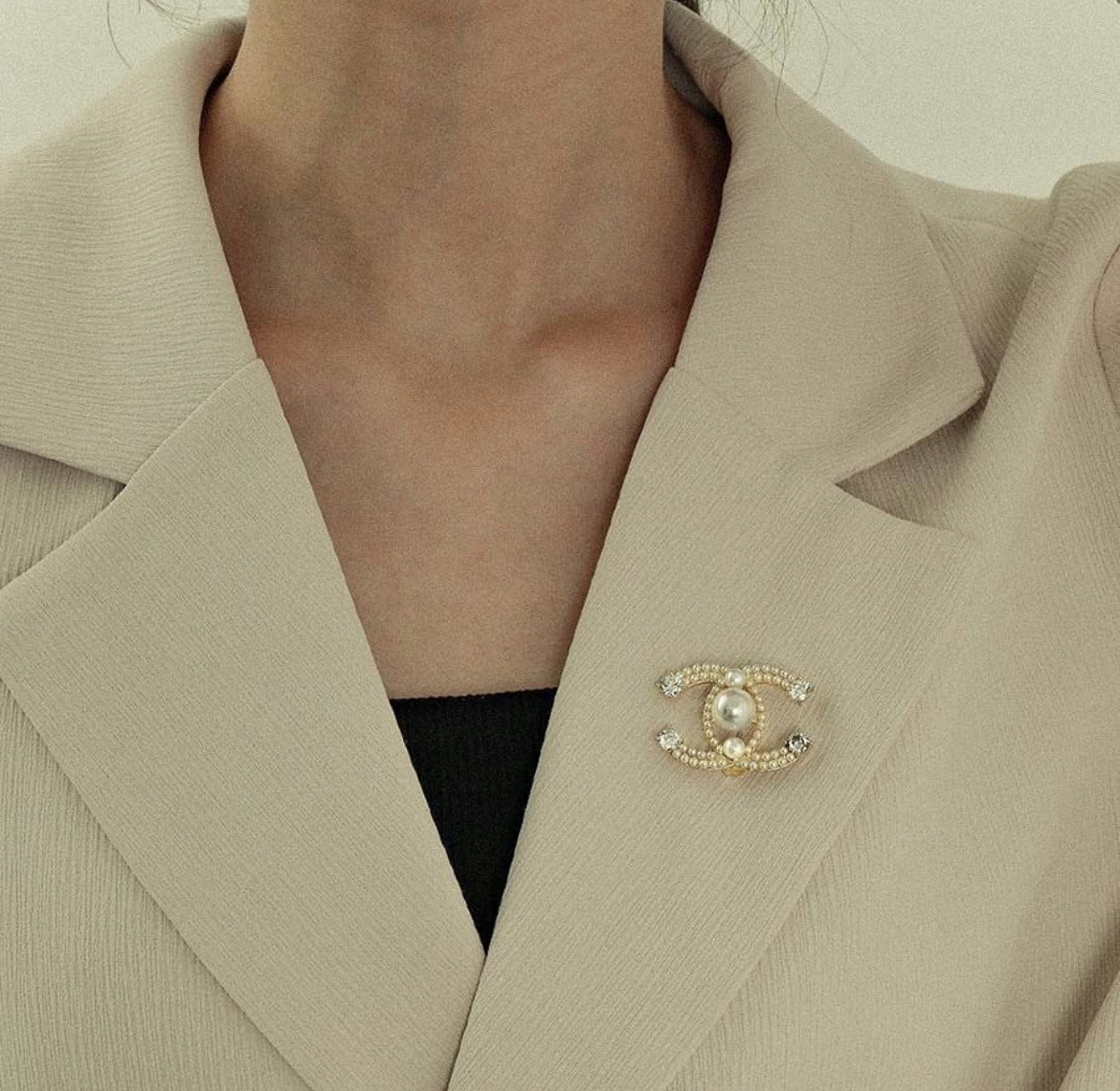 香奶奶經典雙c珍珠鑽翻玩胸針