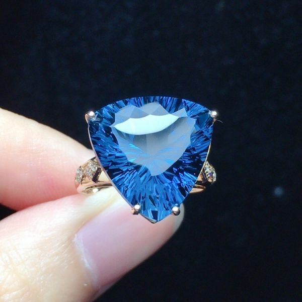 限量特價 18k真金真鑽 托帕石戒指 送證書