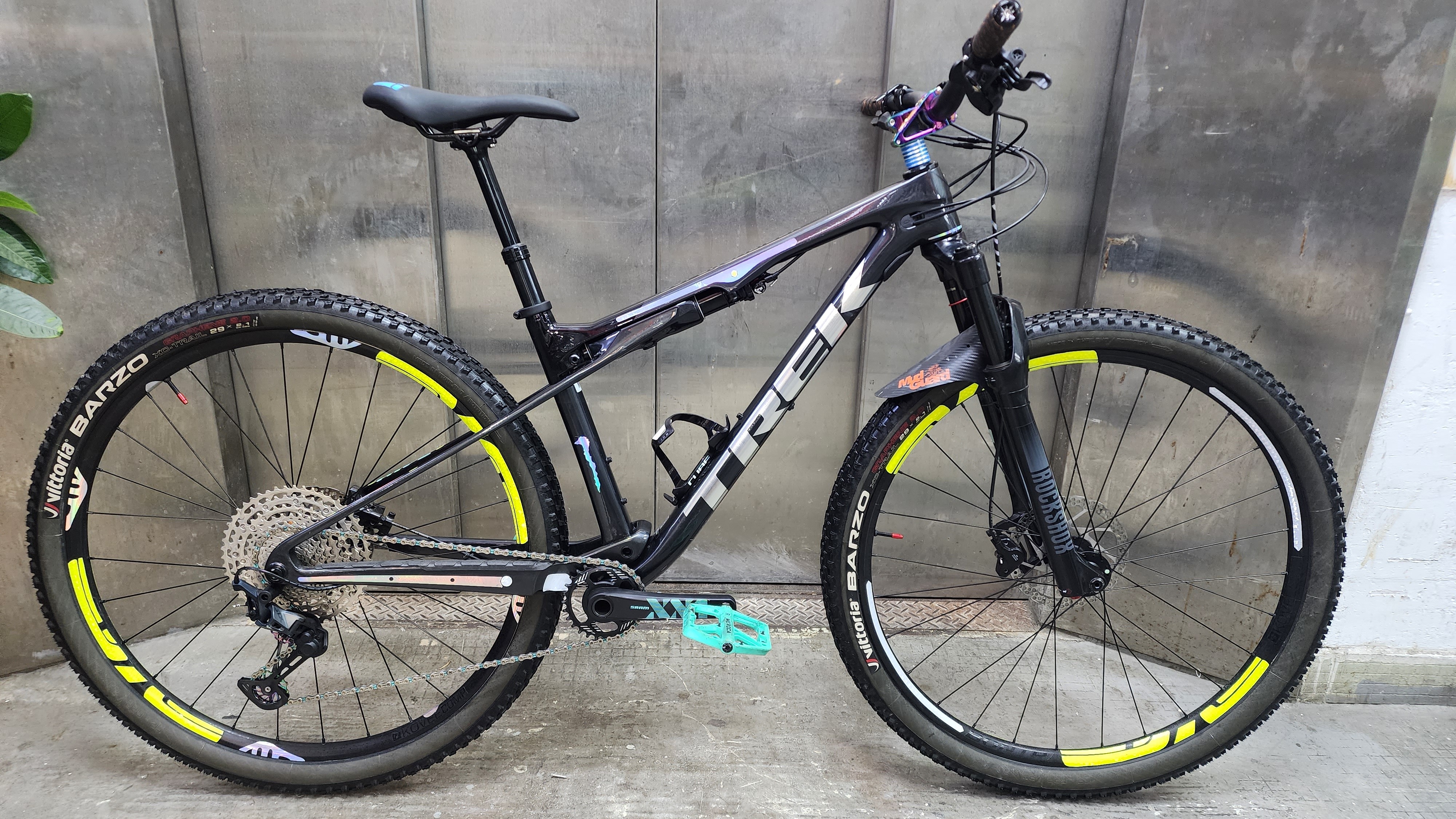 (second hand) Trek Super Caliber M size DownHill