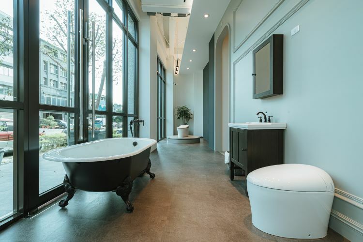 台中衛浴設備推薦浴缸和馬桶