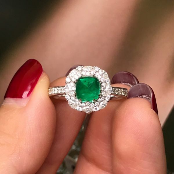 1.07ct 祖母綠糖塔戒指